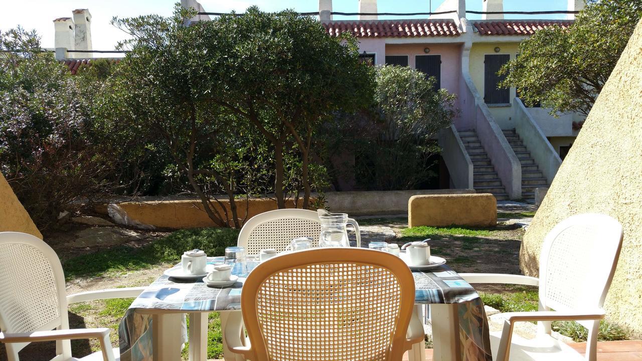 Residence Frontemare Santa Teresa Gallura Eksteriør billede