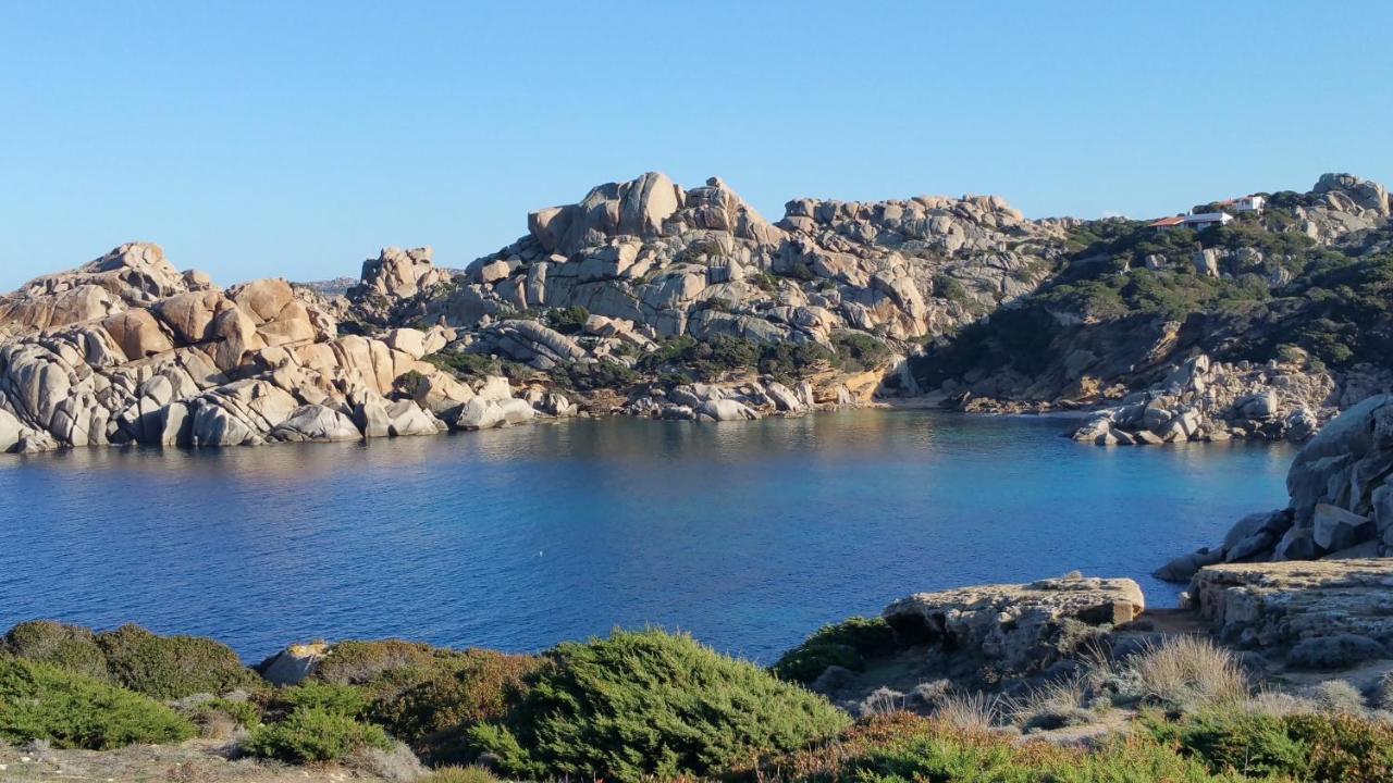 Residence Frontemare Santa Teresa Gallura Eksteriør billede